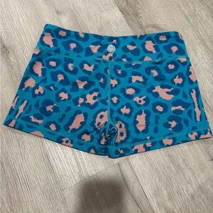 Vibrant Teal and Pink Leopard Print Women's Athletic Shorts